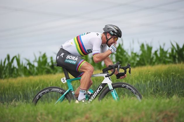 Sagan opanoval společný šampionát sólo jízdou, Černý si dojel pro další titul