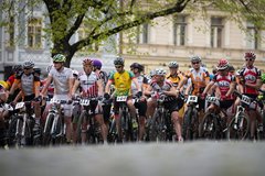 Cyklomaraton MTB Tour provede jezdce Českým středohořím