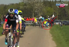 Video: Pád na Amstel Gold Race