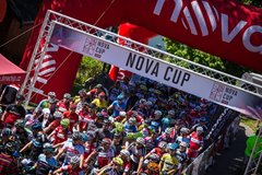 Nova Cup zavítal do Stolových hor. Vítězi se stali Cesnaková a Adel